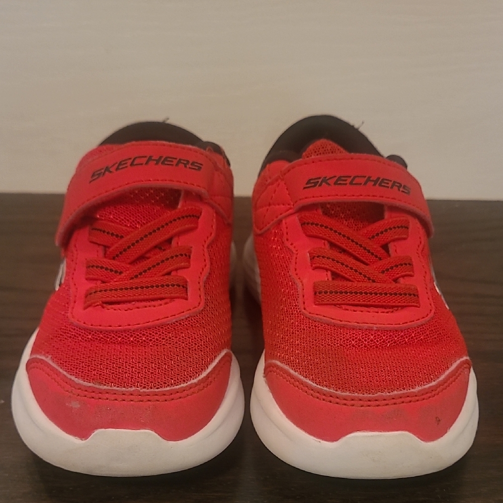 Skechers Kids/Toddler Vibrant Red Sneakers - Size 10